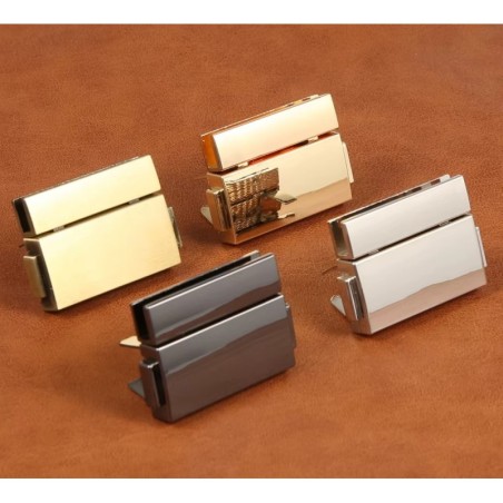 Zapięcie do torebki torby metalowe, prostokątne, eleganckie.